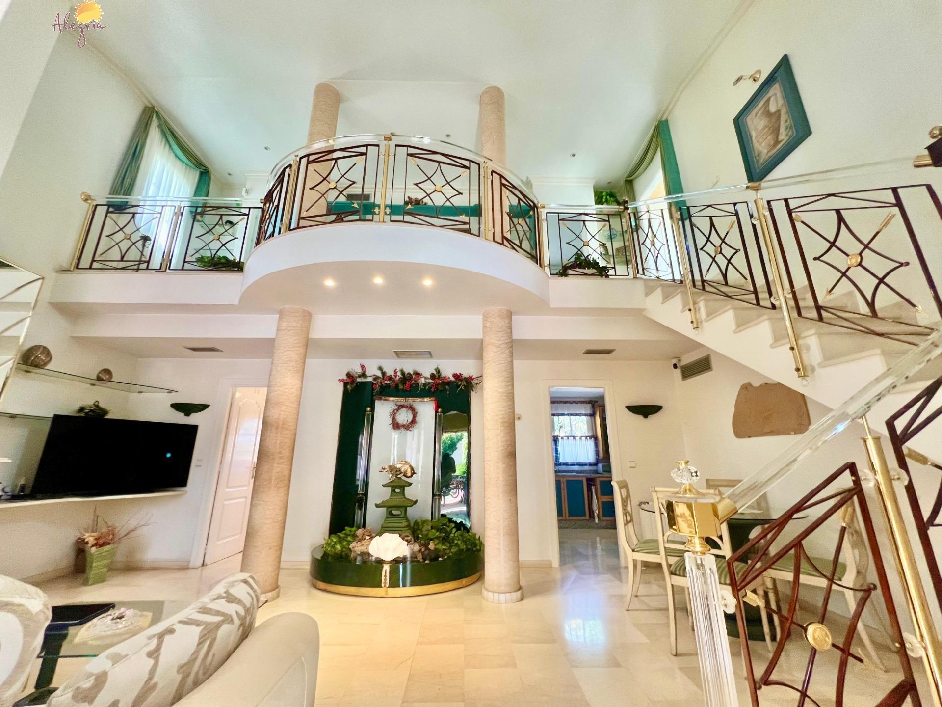 Villa for sale in Torrevieja, Alicante, Spain