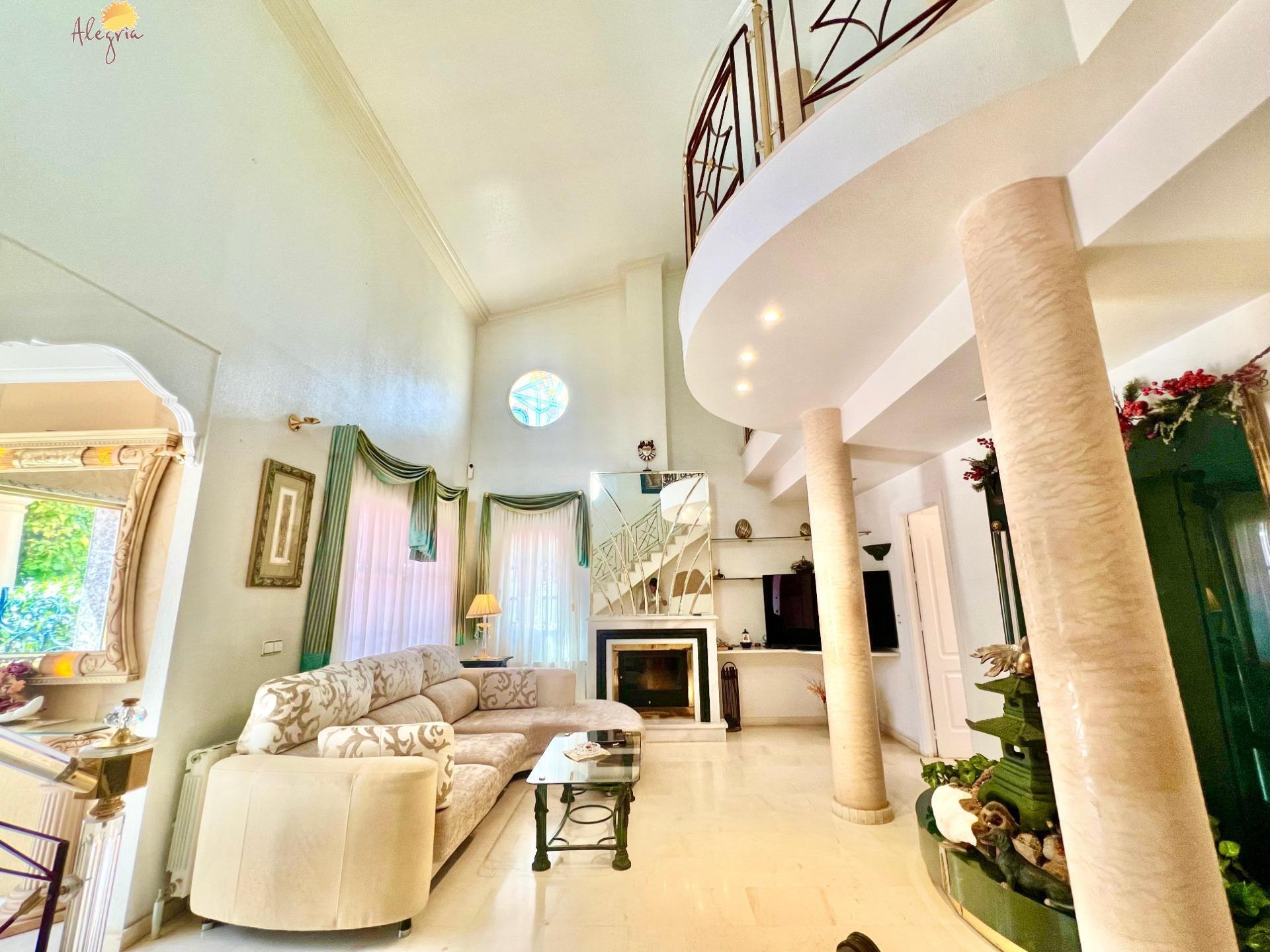 Villa for sale in Torrevieja, Alicante, Spain