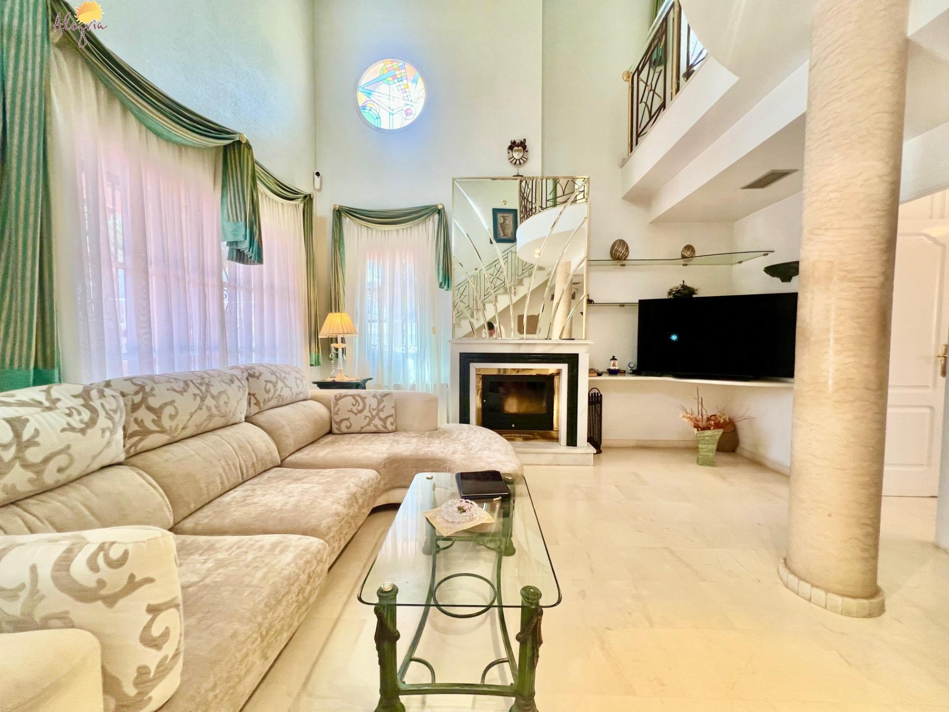 Villa for sale in Torrevieja, Alicante, Spain