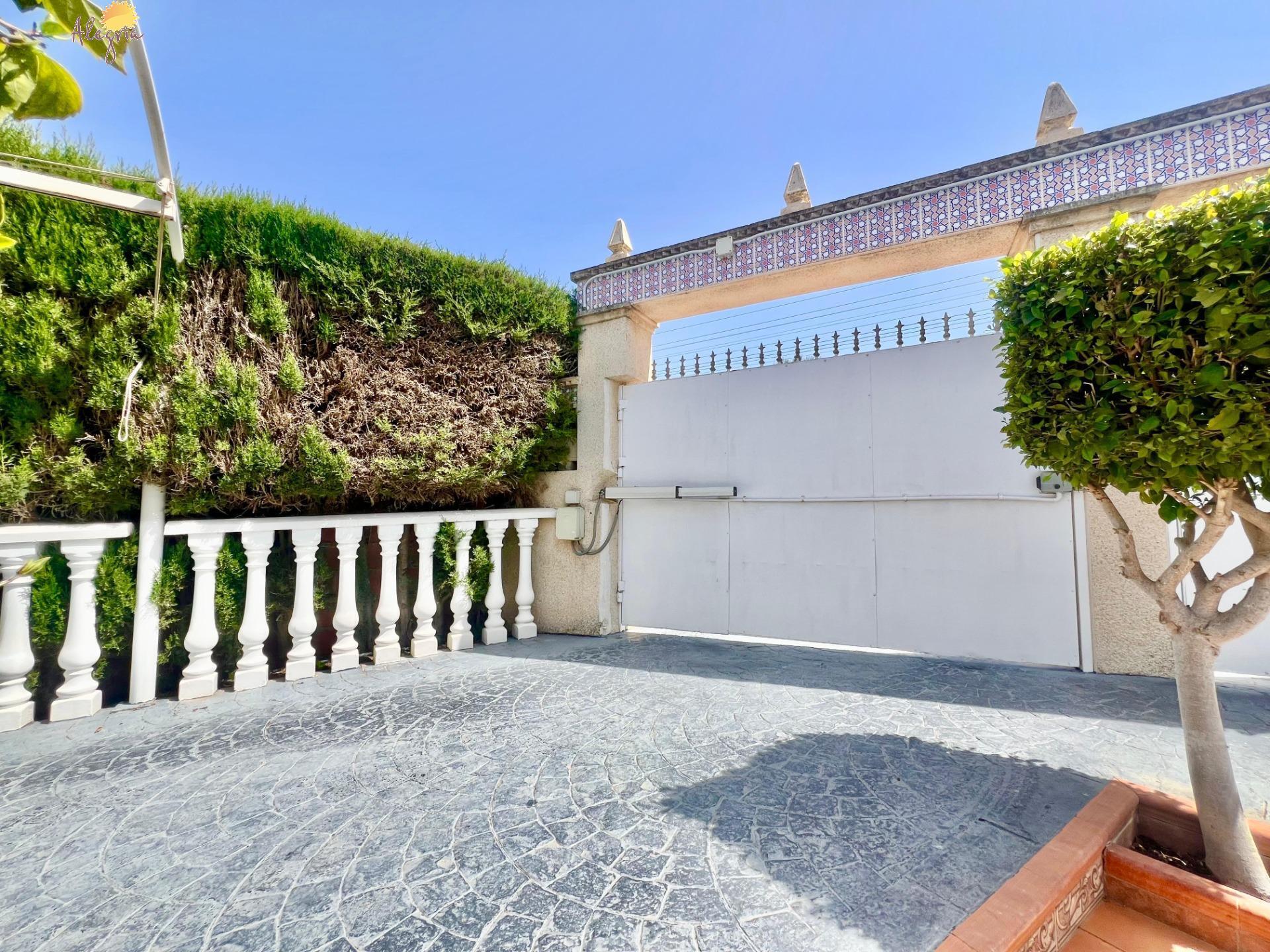 Villa for sale in Torrevieja, Alicante, Spain