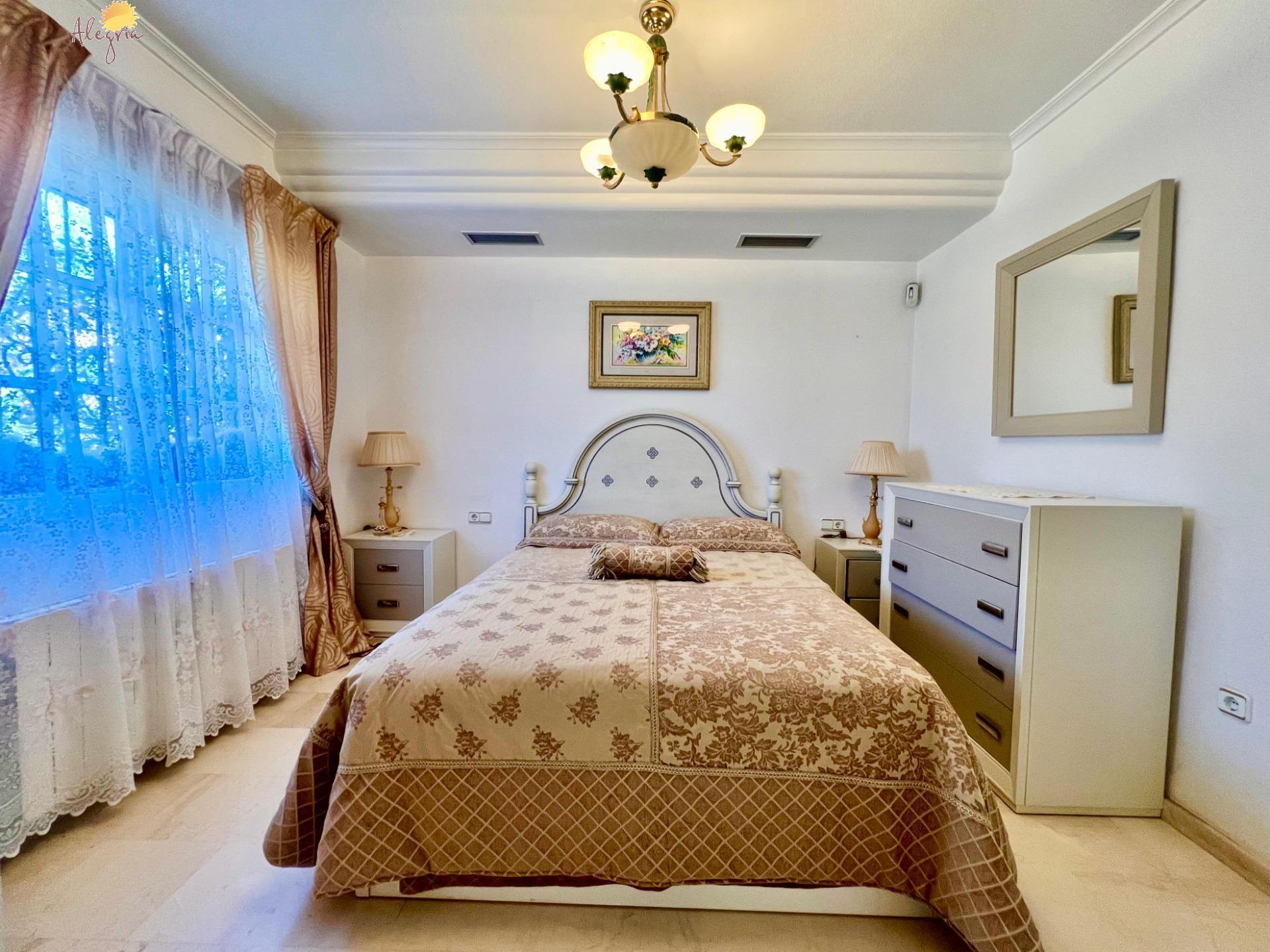Villa for sale in Torrevieja, Alicante, Spain