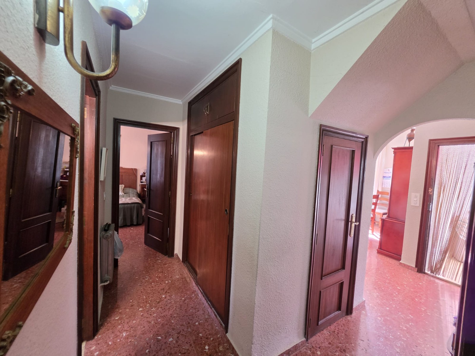 Villa en venta en Elda