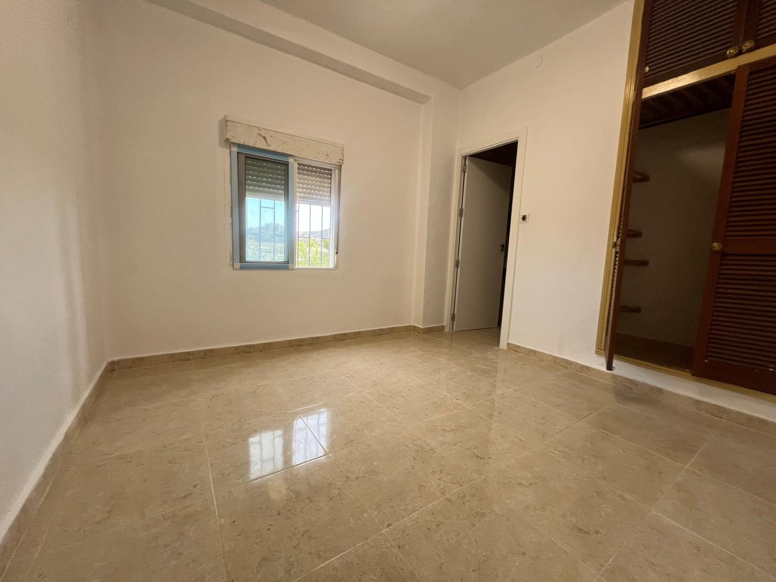 Villa for sale in La Solana, Alicante, Spain