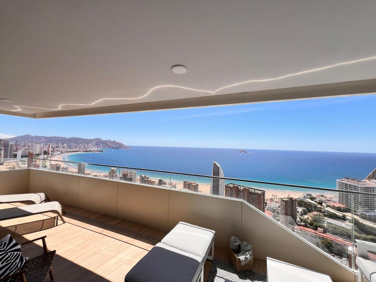 Apartment for sale in Benidorm, Alicante, Spain
