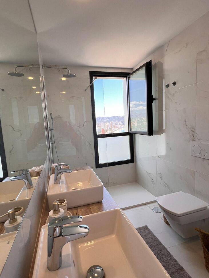 Apartment for sale in Benidorm, Alicante, Spain