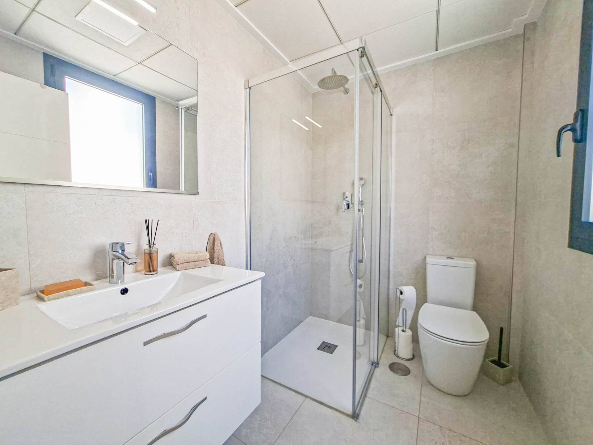 Villa for sale in Villamartin, Alicante, Spain