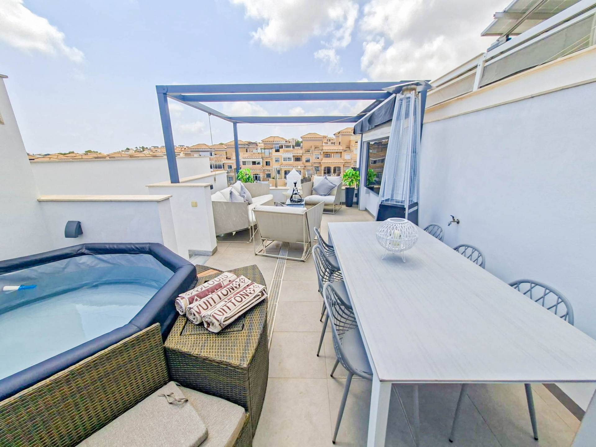 Villa for sale in Villamartin, Alicante, Spain