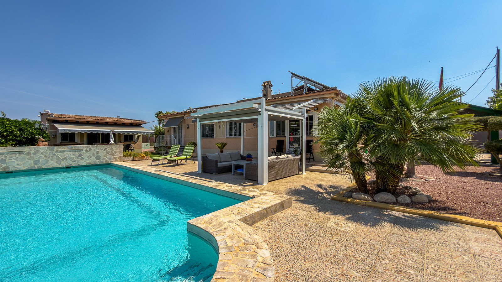 Villa for sale in Catral, Alicante, Spain