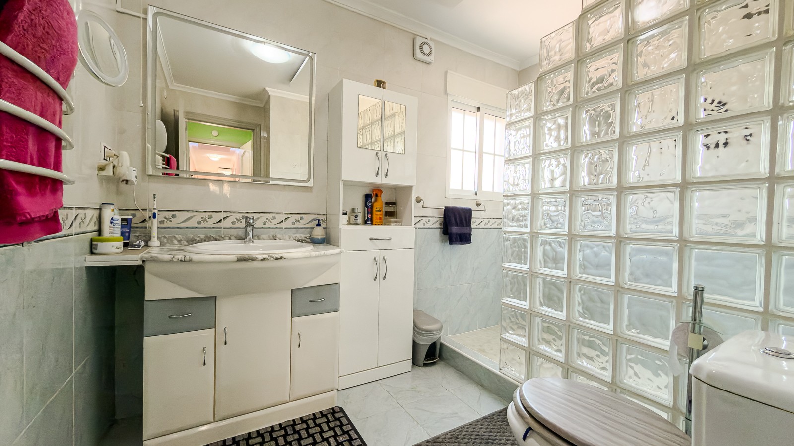 Villa for sale in Catral, Alicante, Spain