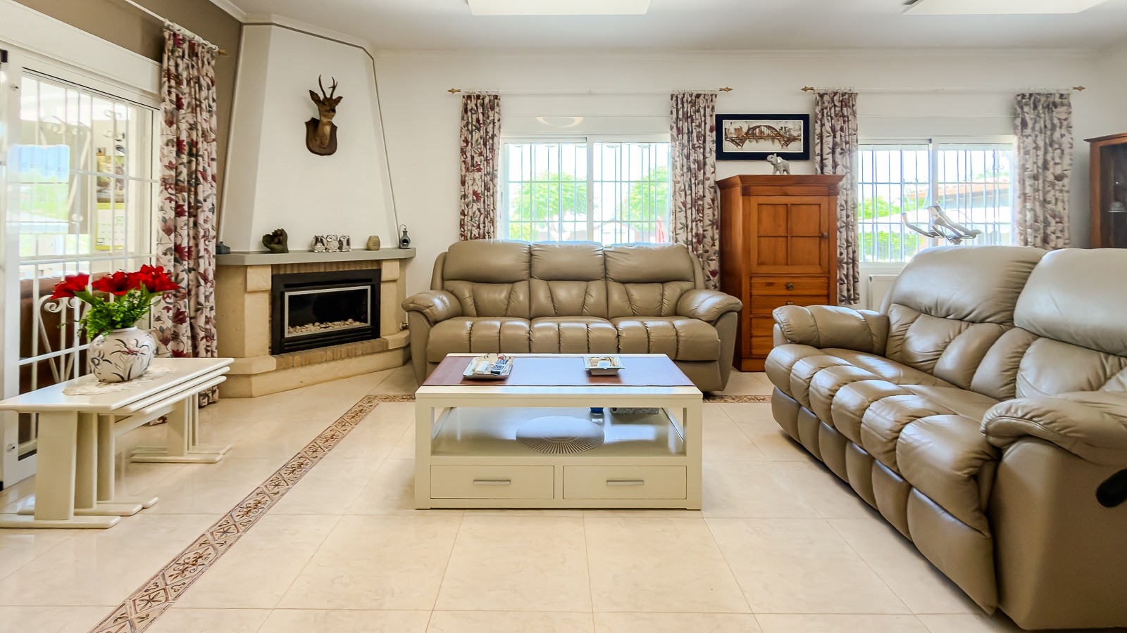 Villa for sale in Catral, Alicante, Spain