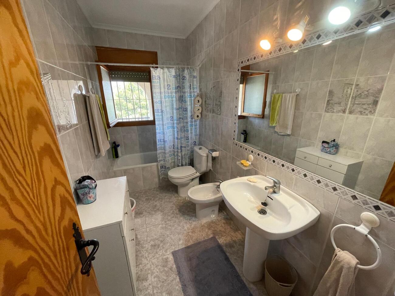 Villa for sale in El Rebolledo, Alicante, Spain
