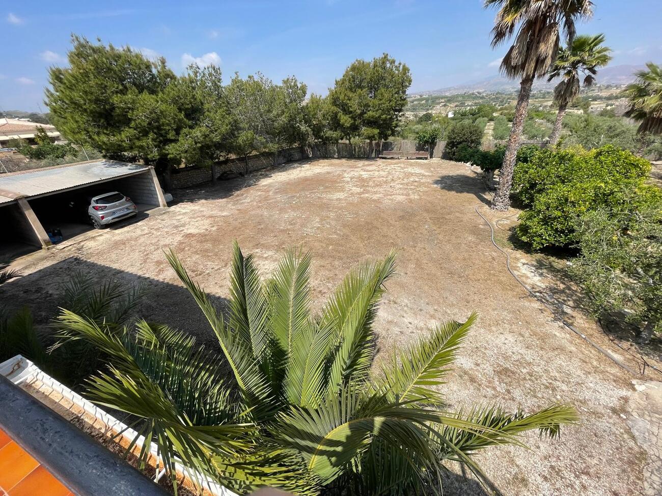 Villa for sale in El Rebolledo, Alicante, Spain
