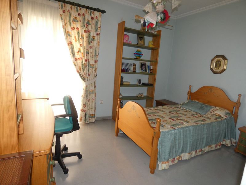 Villa en venta en Almoradi