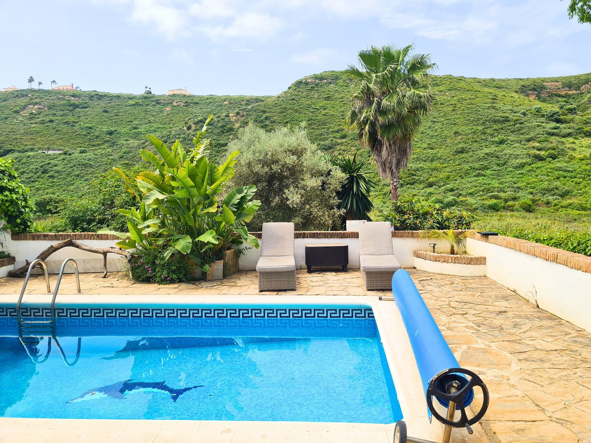 Finca en venta en La Duquesa