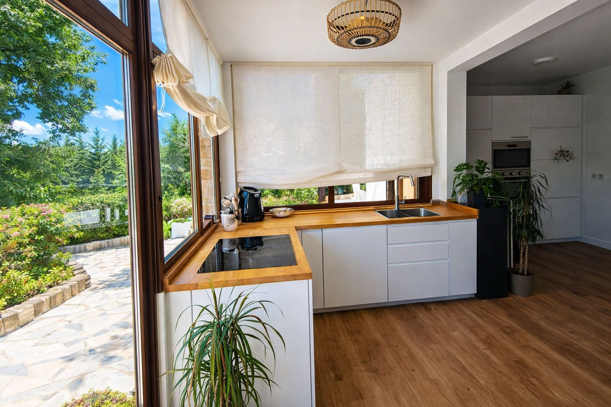 Finca en venta en La Duquesa
