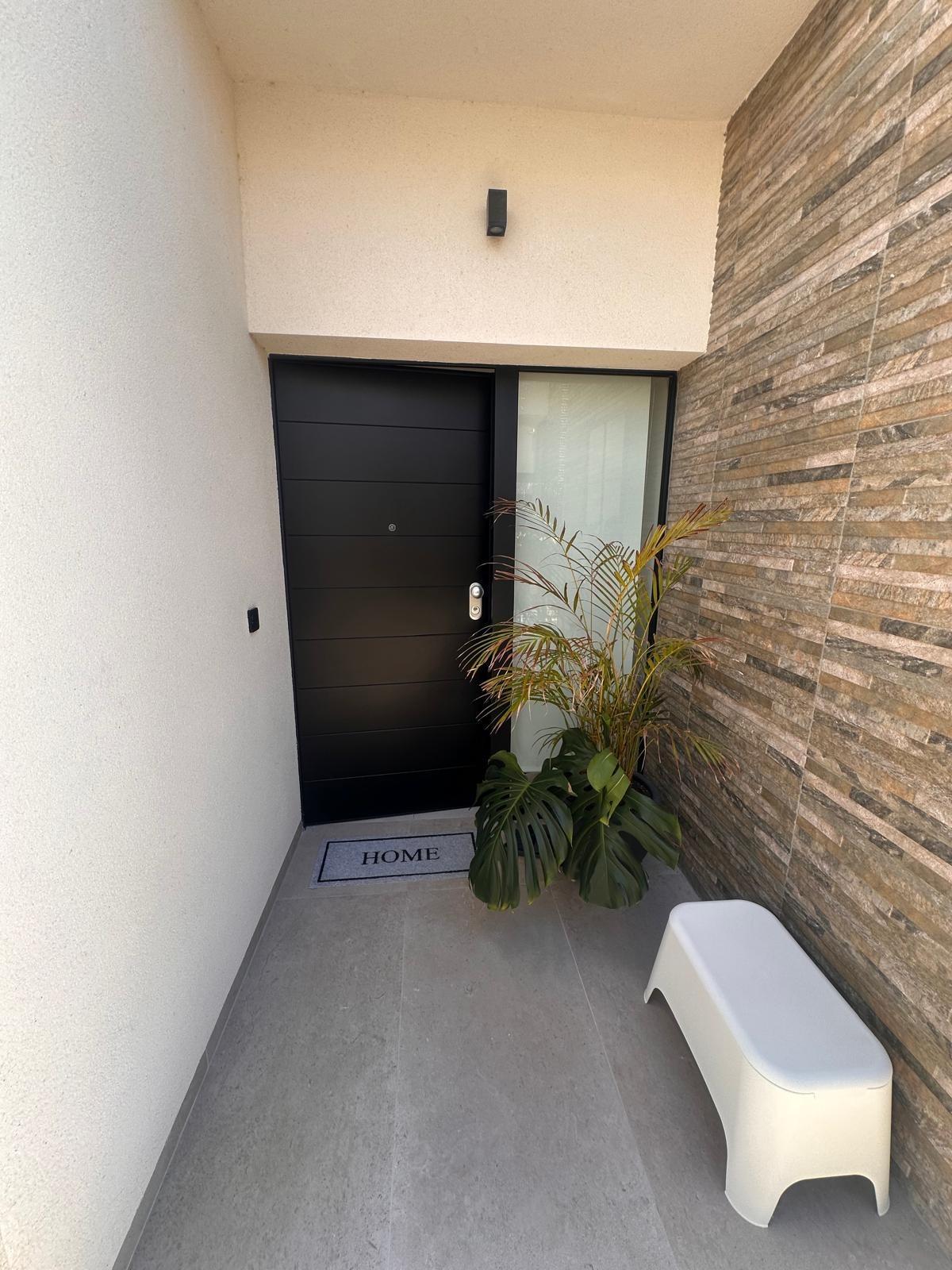 Villa for sale in Algorfa, Alicante, Spain
