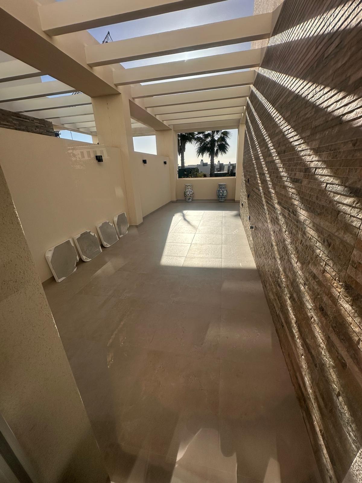 Villa for sale in Algorfa, Alicante, Spain