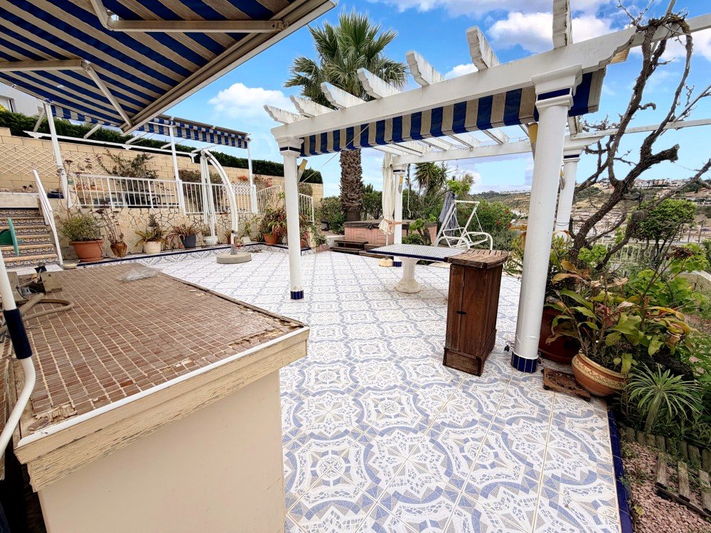Villa for sale in Ciudad Quesada, Alicante, Spain