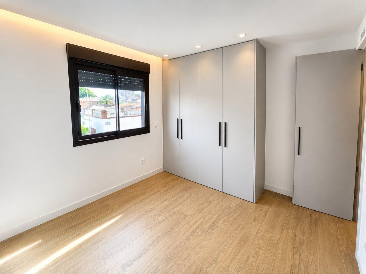 Villa en venta en Santiago De La Ribera