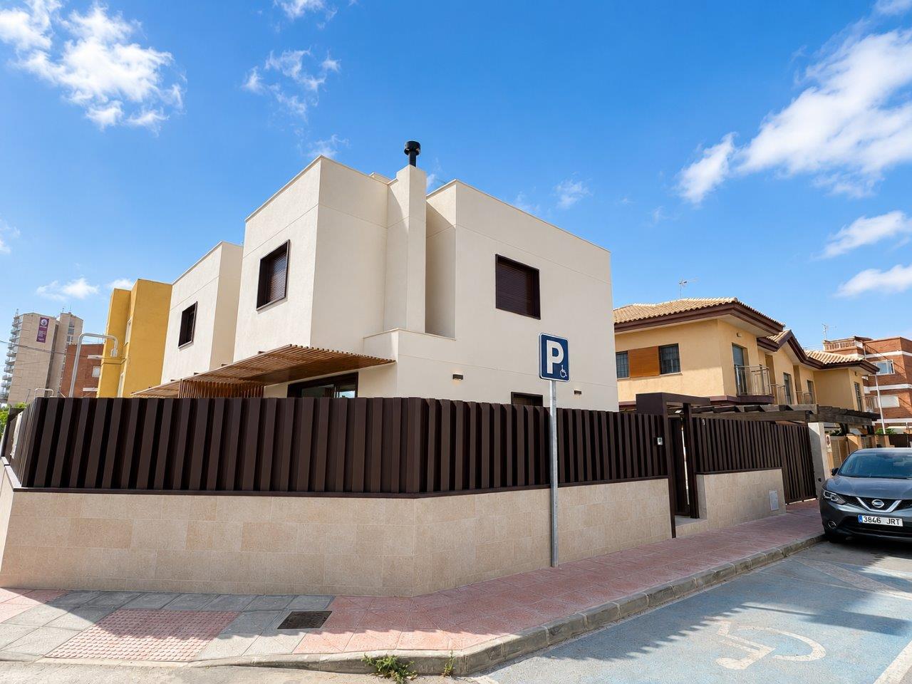 Villa en venta en Santiago De La Ribera