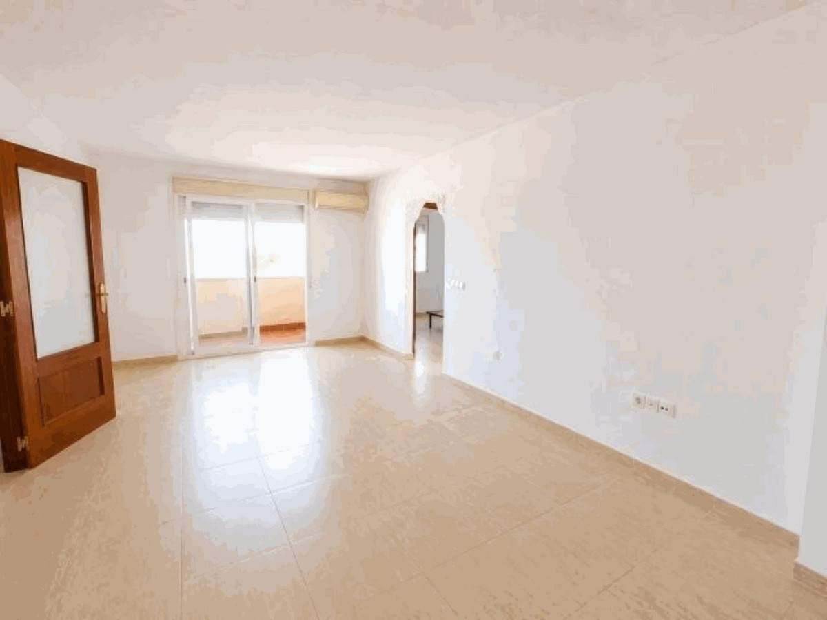 Piso en venta en San Luis De Sabinillas