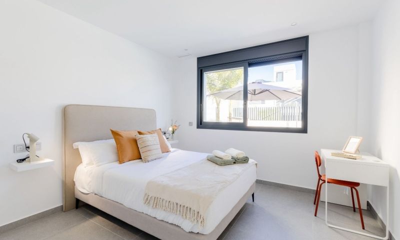 Villa for sale in Algorfa, Alicante, Spain