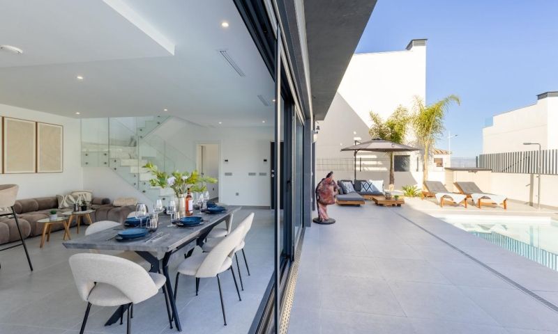 Villa for sale in Algorfa, Alicante, Spain