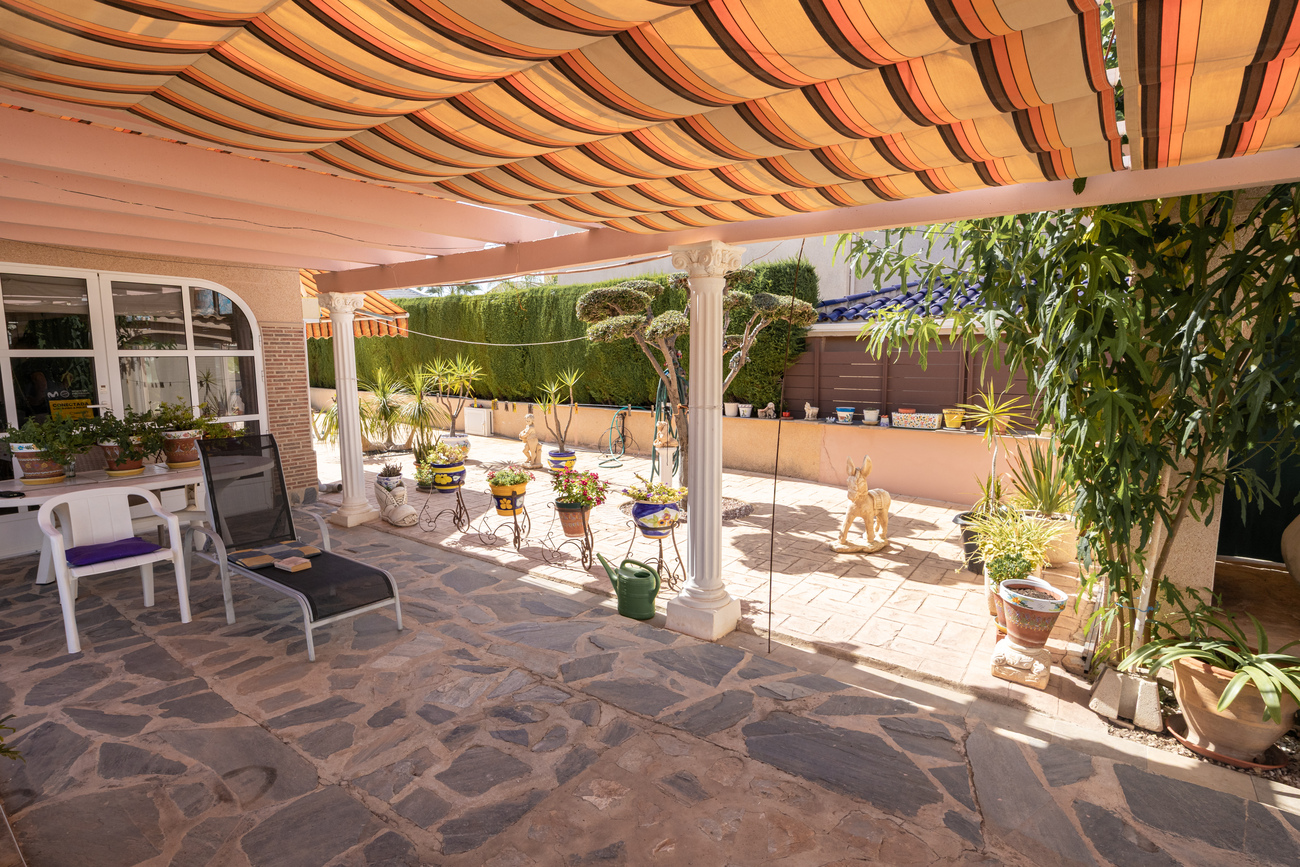 Villa for sale in La Regia, Alicante, Spain