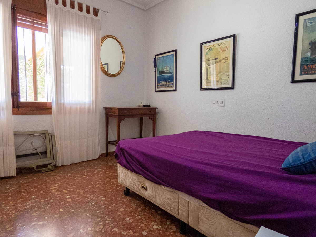 Villa for sale in Dehesa De Campoamor, Alicante, Spain