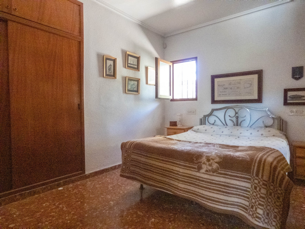 Villa for sale in Dehesa De Campoamor, Alicante, Spain