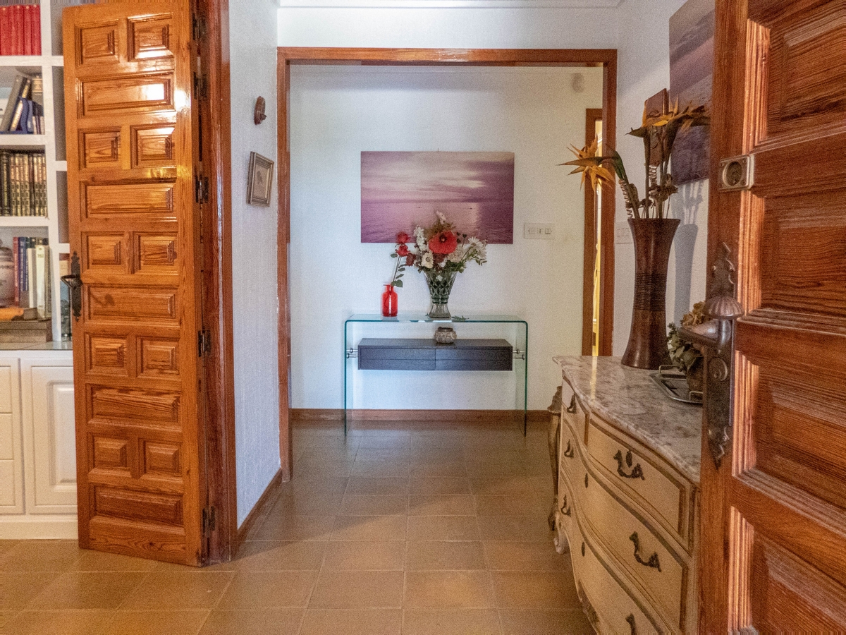 Villa for sale in Dehesa De Campoamor, Alicante, Spain