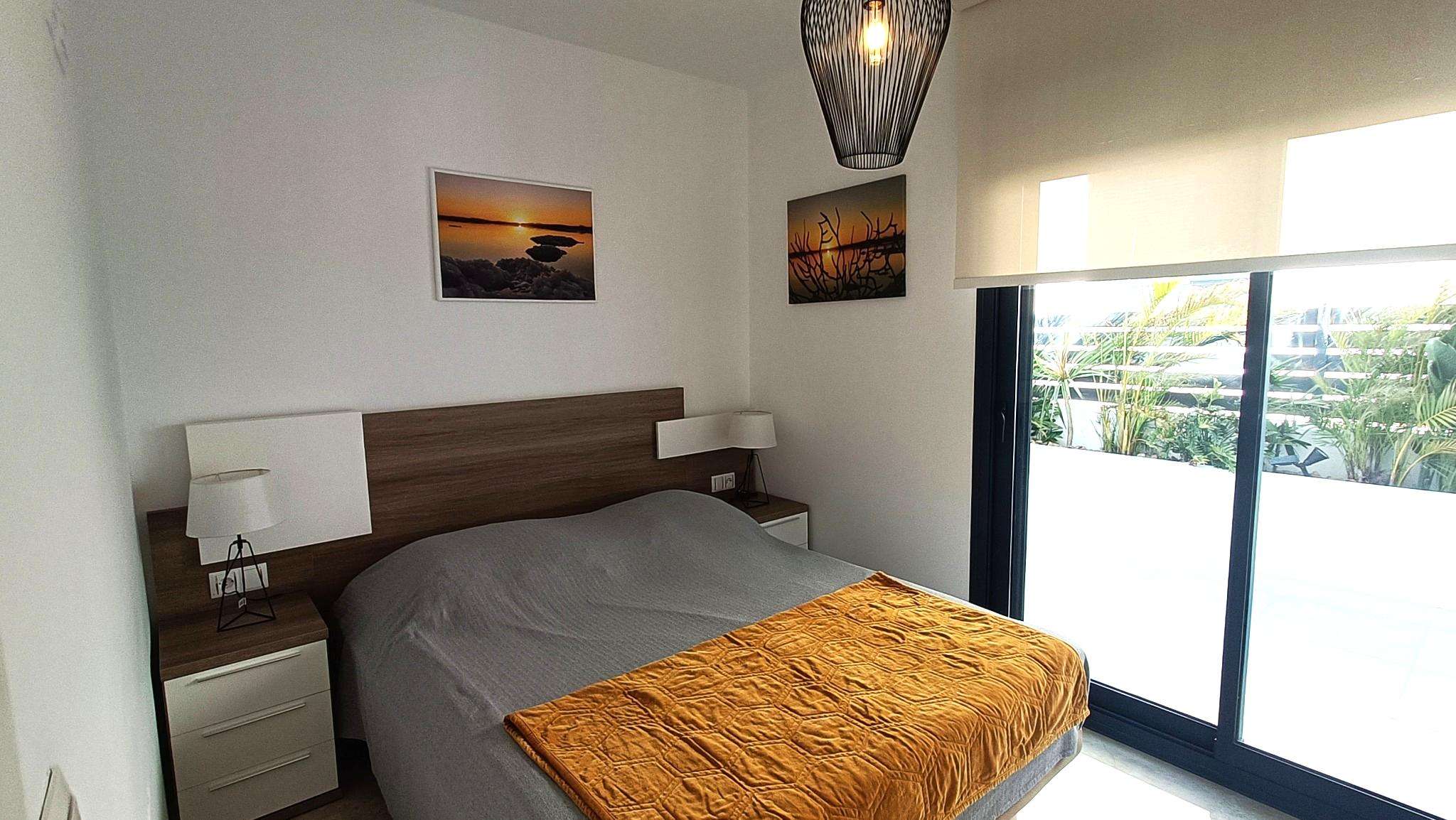 Villa en venta en Algorfa