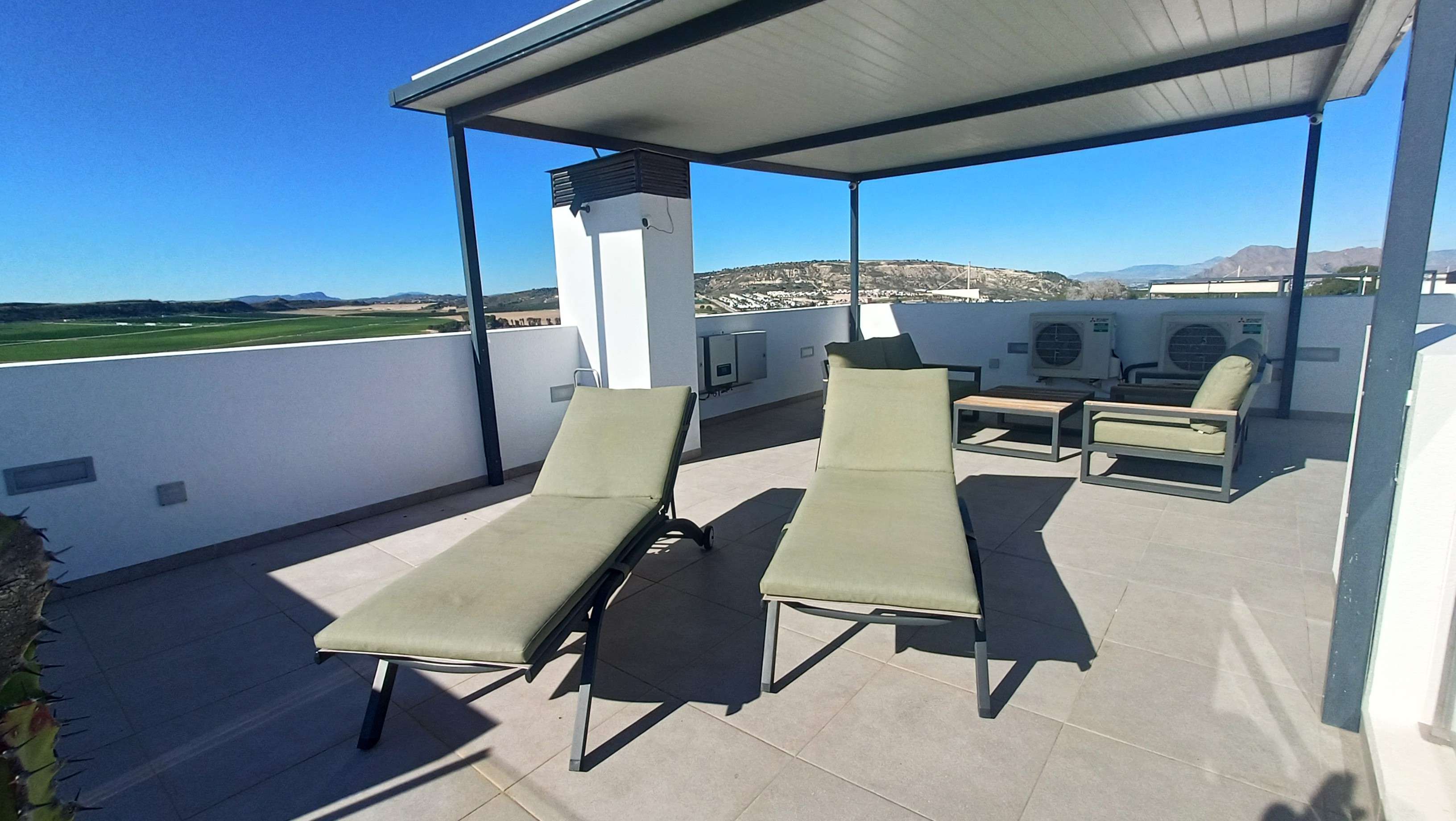 Villa en venta en Algorfa