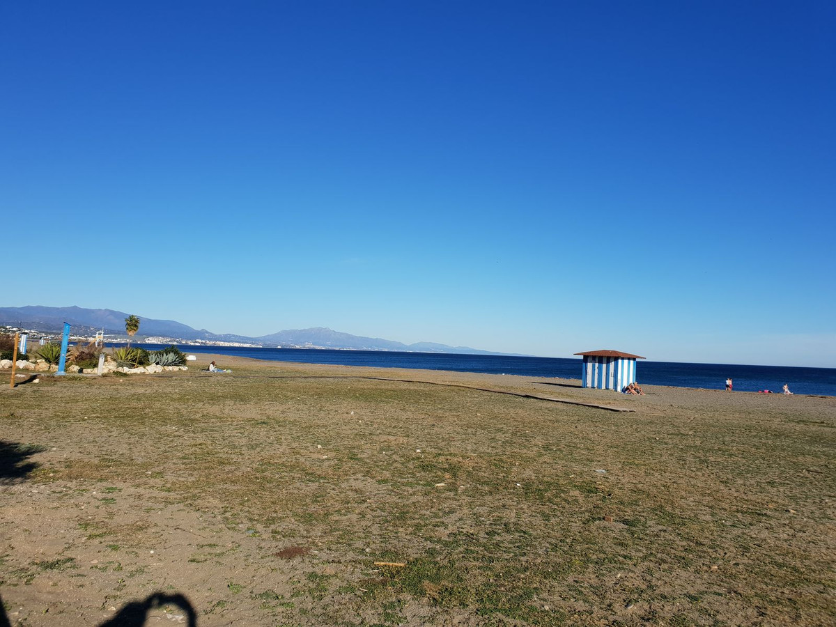 Apartment for sale in La Duquesa, Málaga, Spain