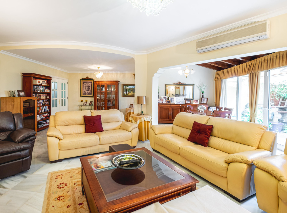 Town House for sale in Fuengirola, Málaga, Spain