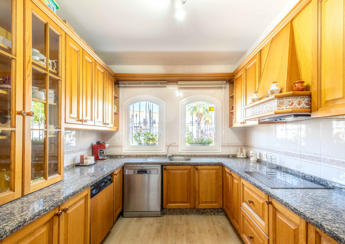 Town House for sale in Fuengirola, Málaga, Spain