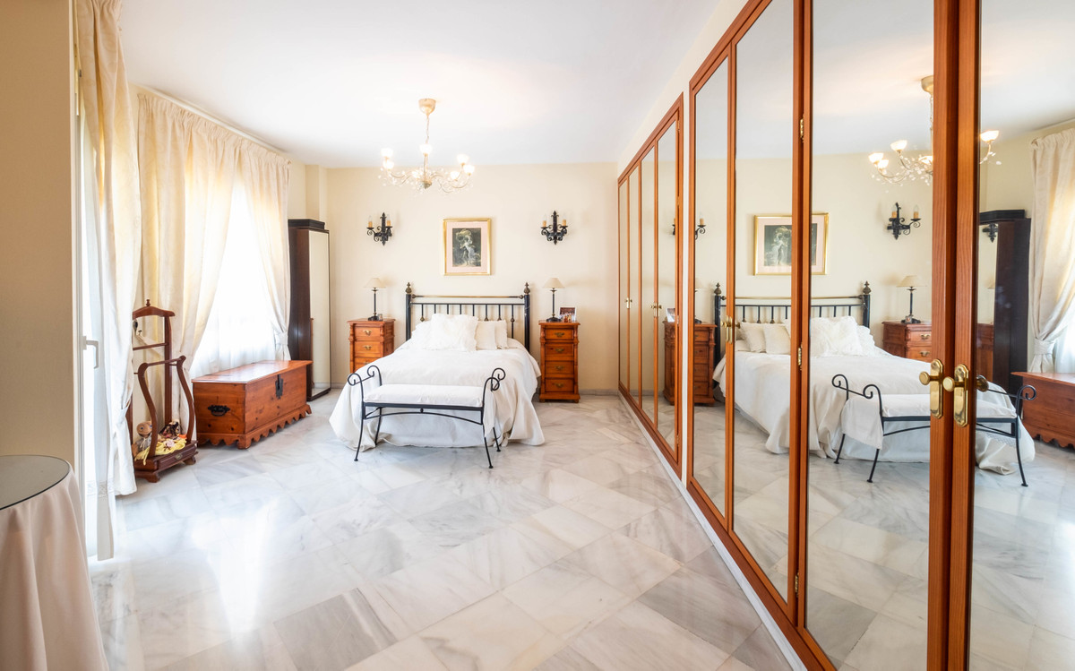 Town House for sale in Fuengirola, Málaga, Spain