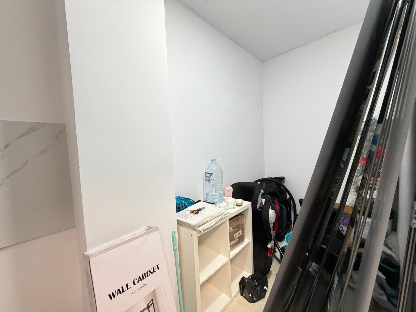 Commercial unit for sale in Torrevieja, Alicante, Spain