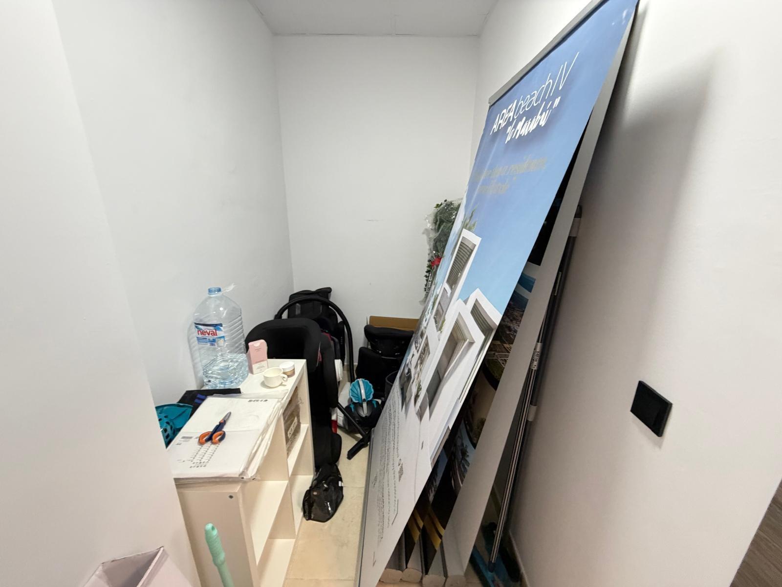 Commercial unit for sale in Torrevieja, Alicante, Spain