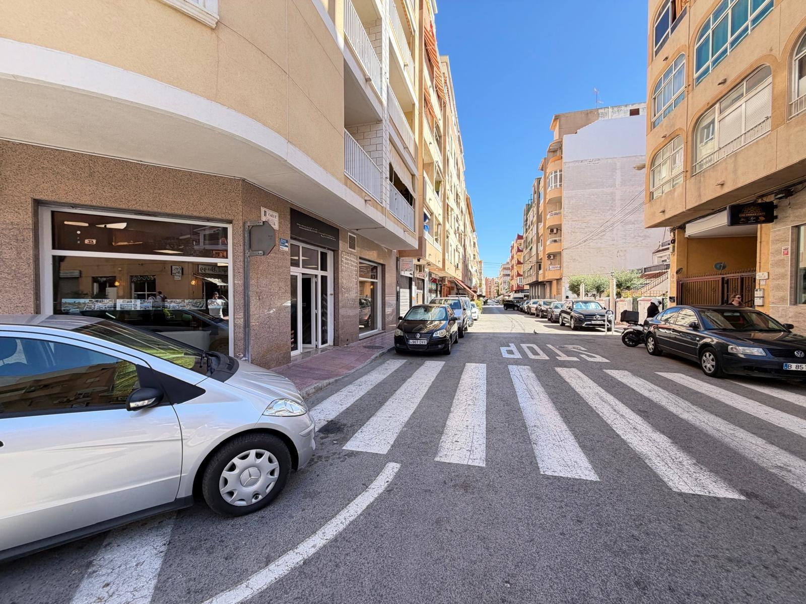 Commercial unit for sale in Torrevieja, Alicante, Spain