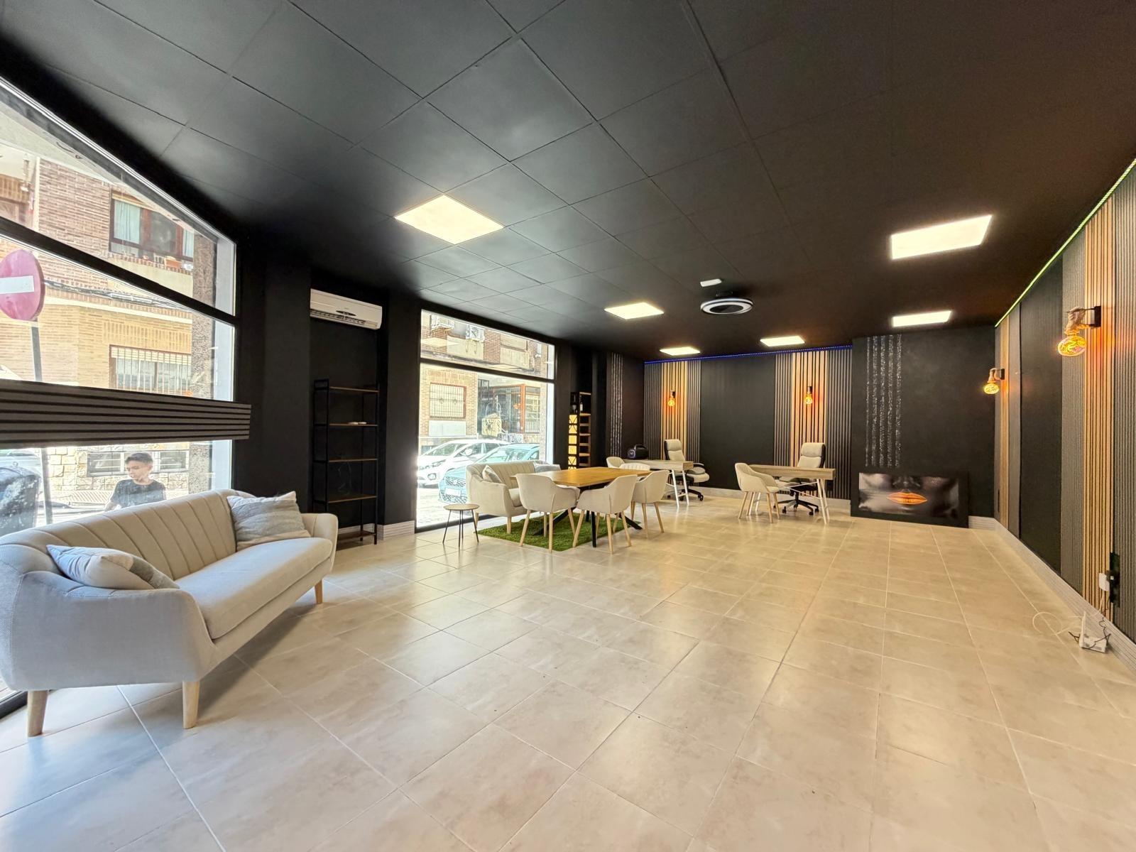 Commercial unit for sale in Torrevieja, Alicante, Spain
