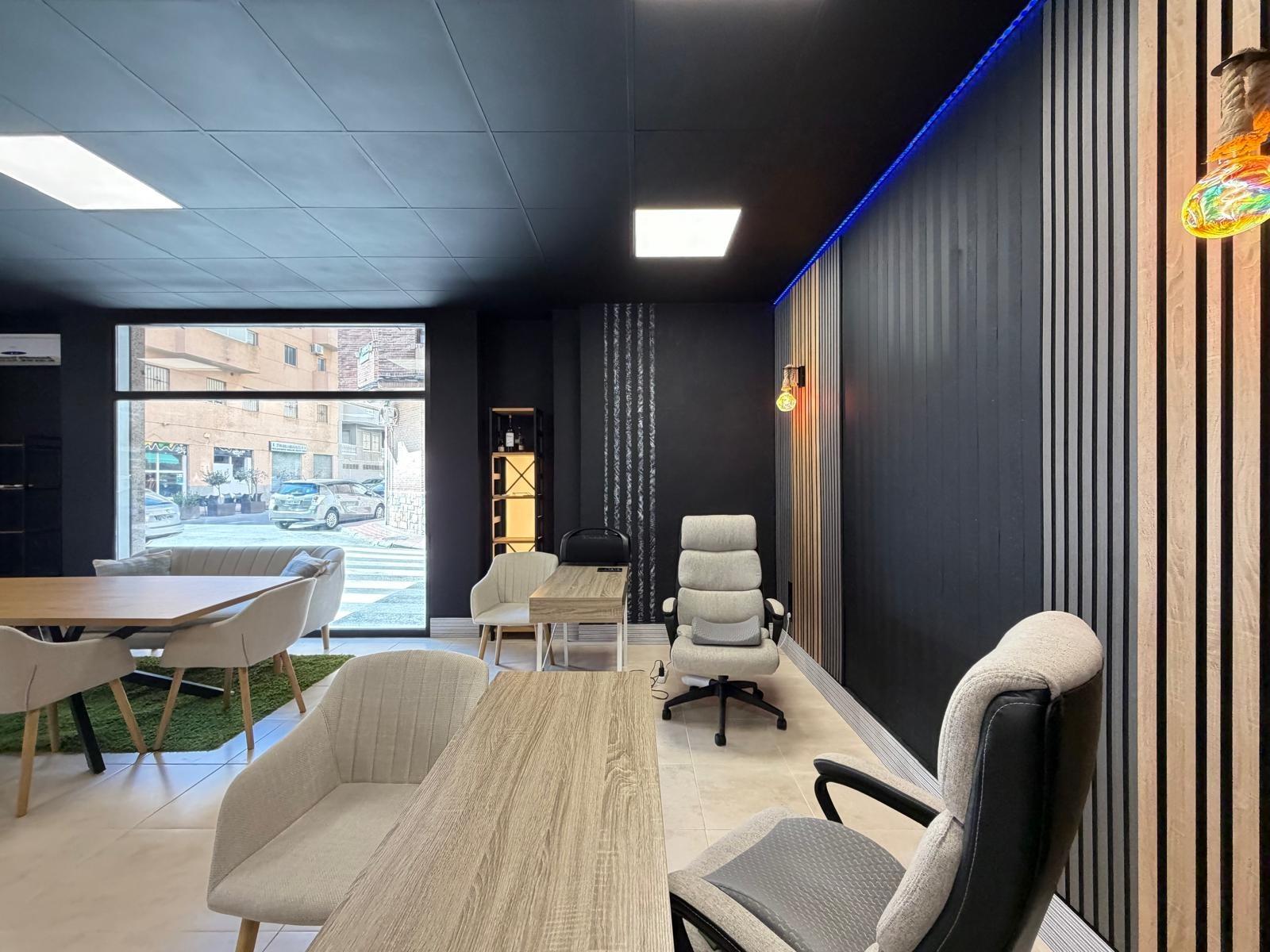 Commercial unit for sale in Torrevieja, Alicante, Spain