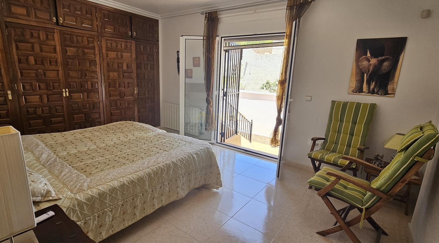 Villa for sale in Pinar De Campoverde, Alicante, Spain