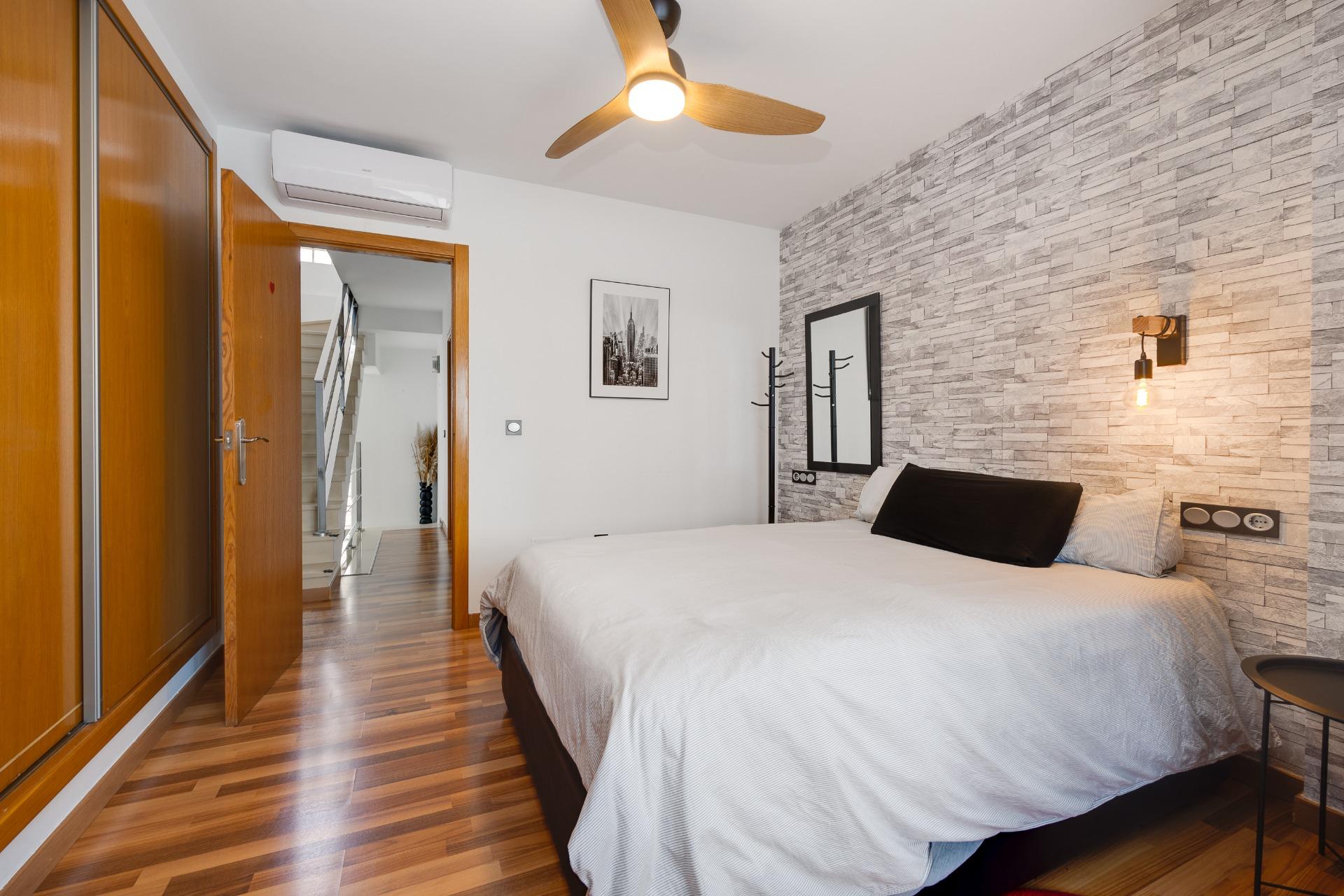 Villa en venta en Los Montesinos