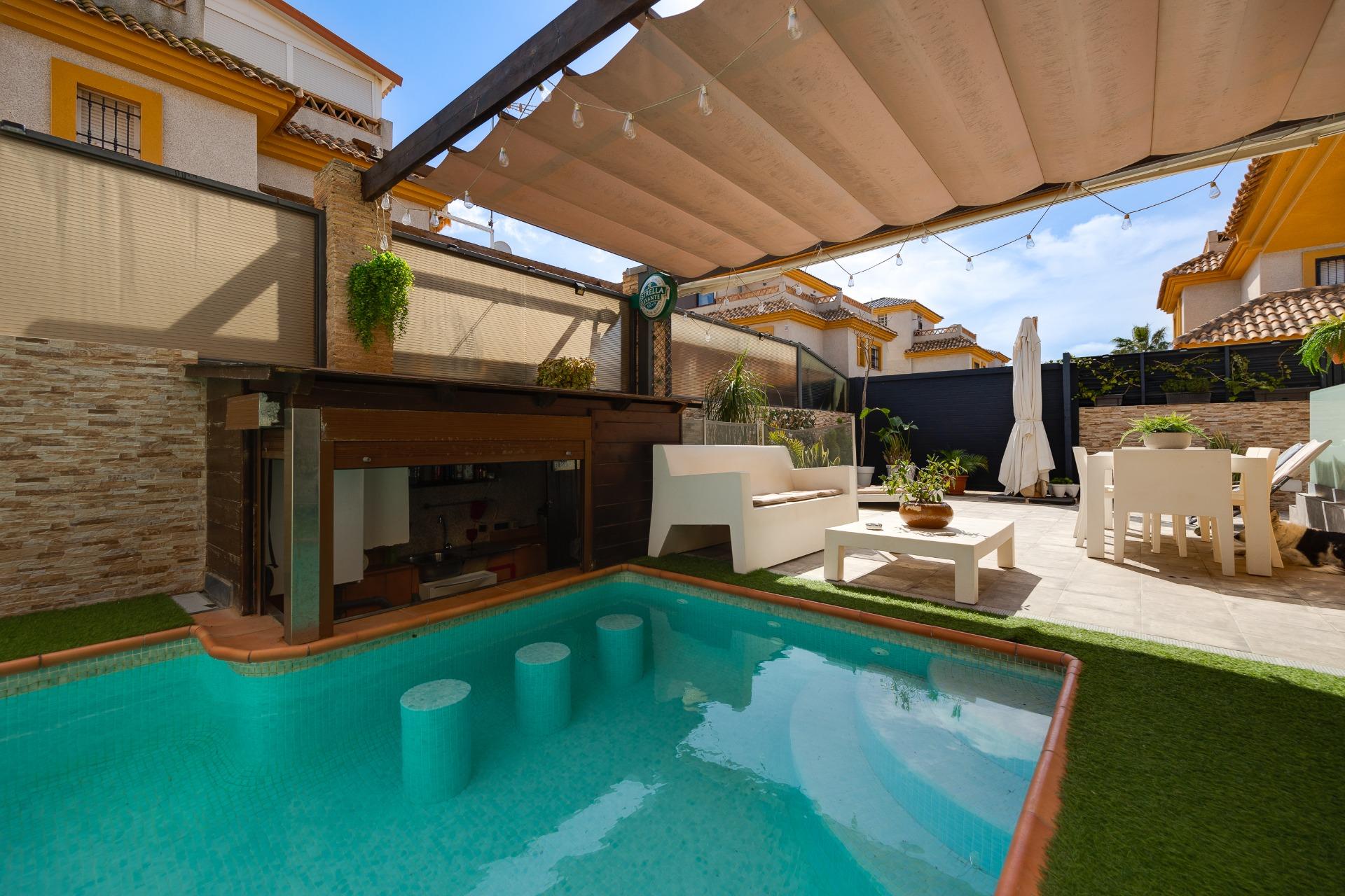 Villa en venta en Los Montesinos