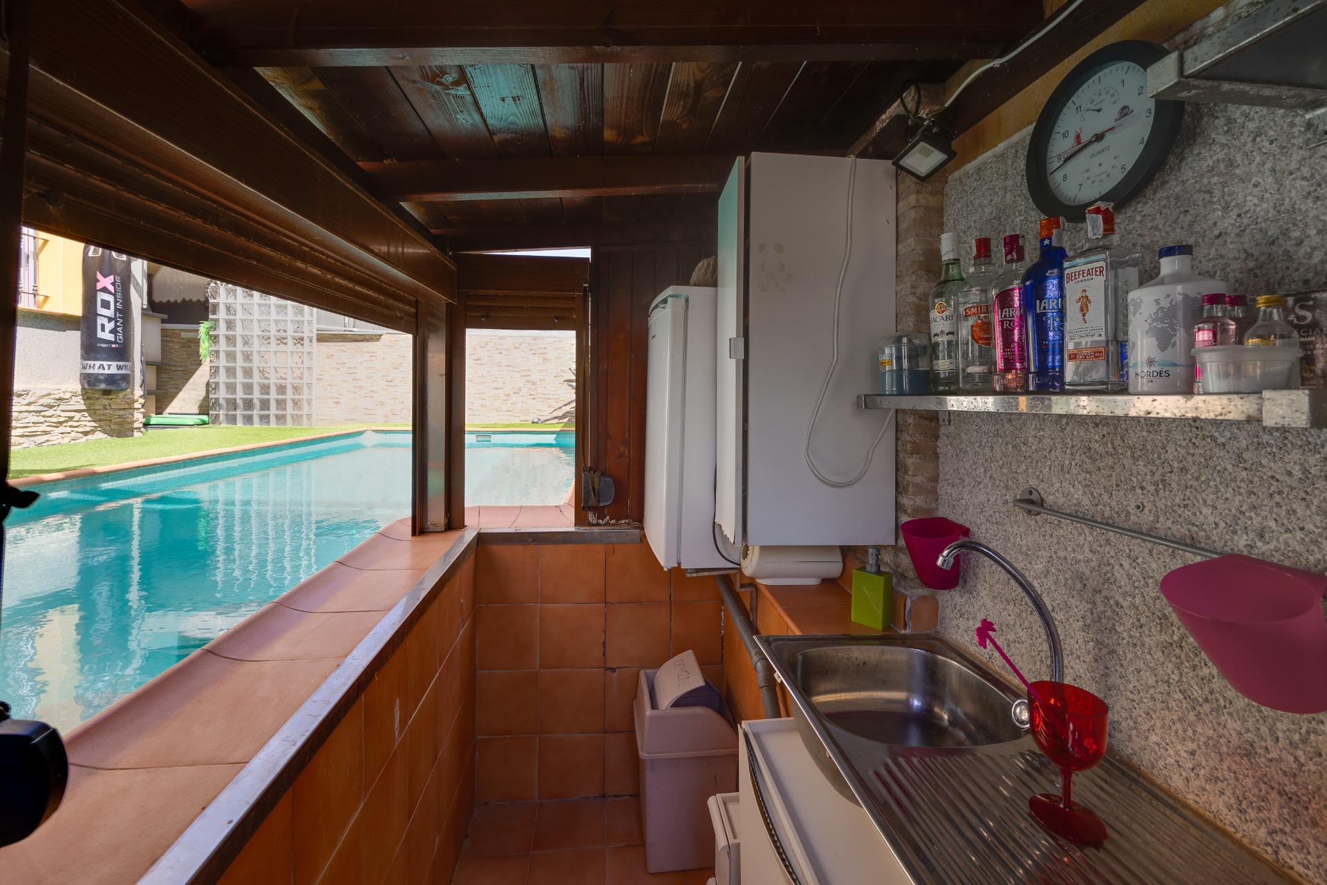 Villa en venta en Los Montesinos