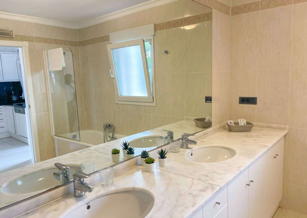 Apartment for sale in Benissa Costa, Alicante, Spain