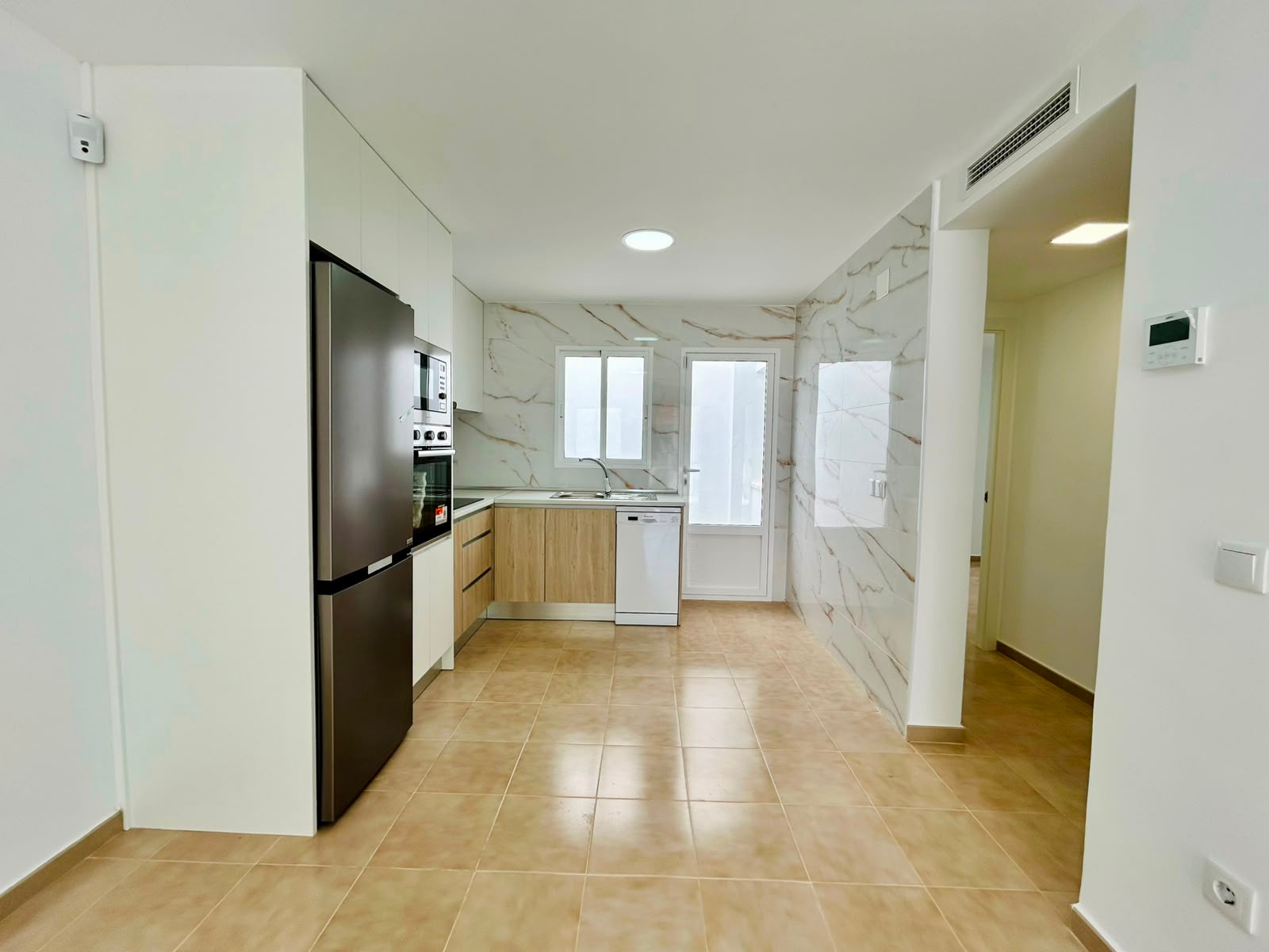 Bungalow for sale in La Siesta, Alicante, Spain
