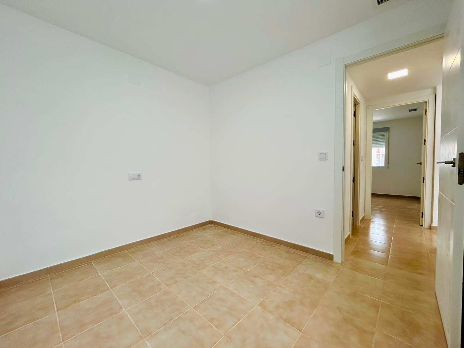 Bungalow for sale in La Siesta, Alicante, Spain