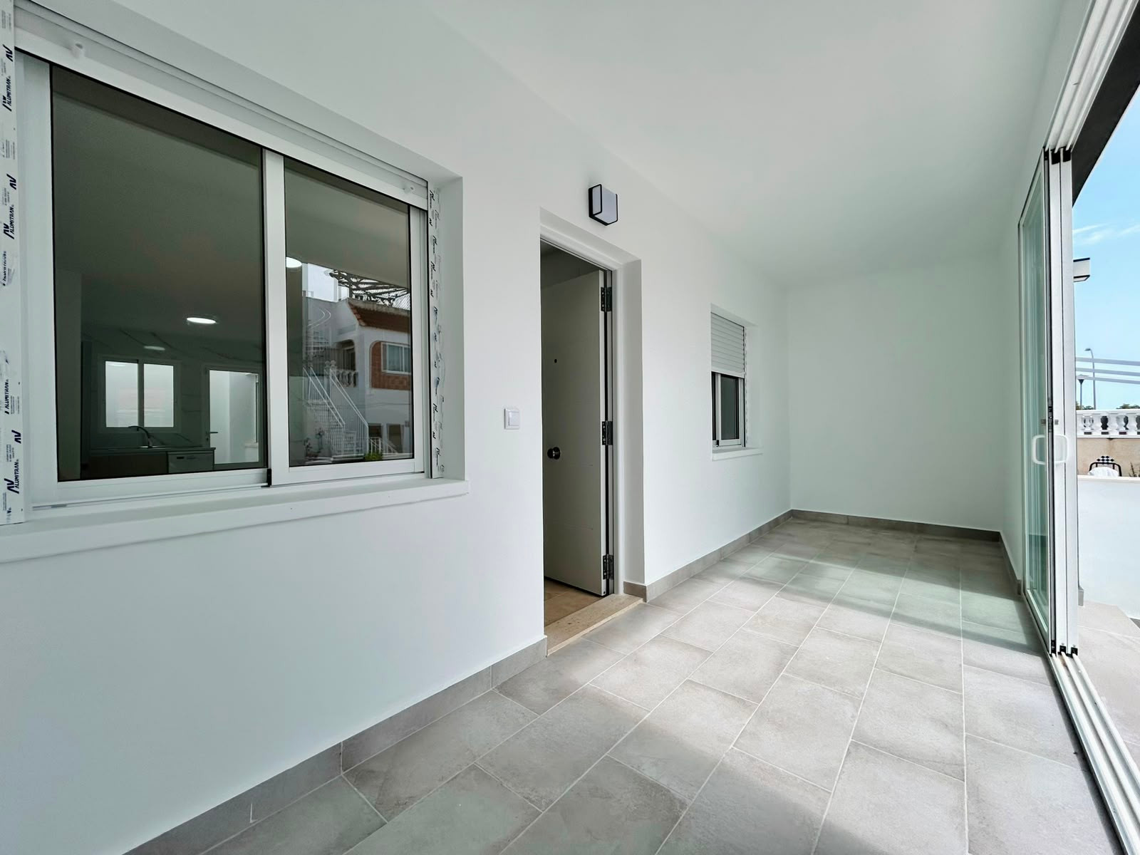 Bungalow for sale in La Siesta, Alicante, Spain